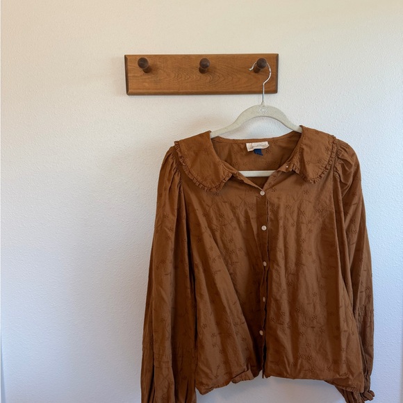 Universal Thread Blouse - Picture 1 of 3